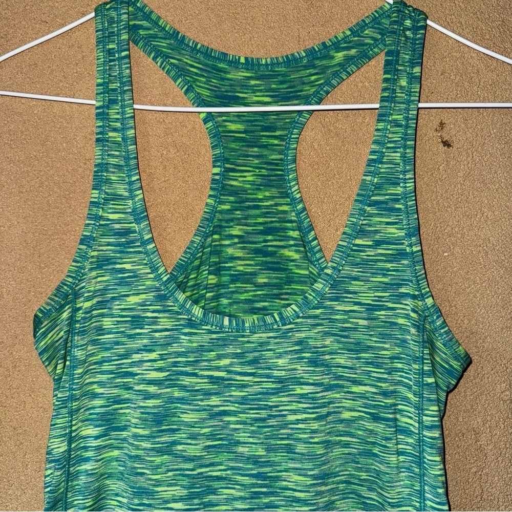 Women's Green Patterned Tank Top - Picture 2 of 3